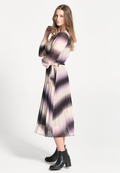 Women's wrap dress with long sleeves