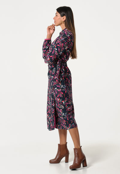 Long women's dress with belt and plant print