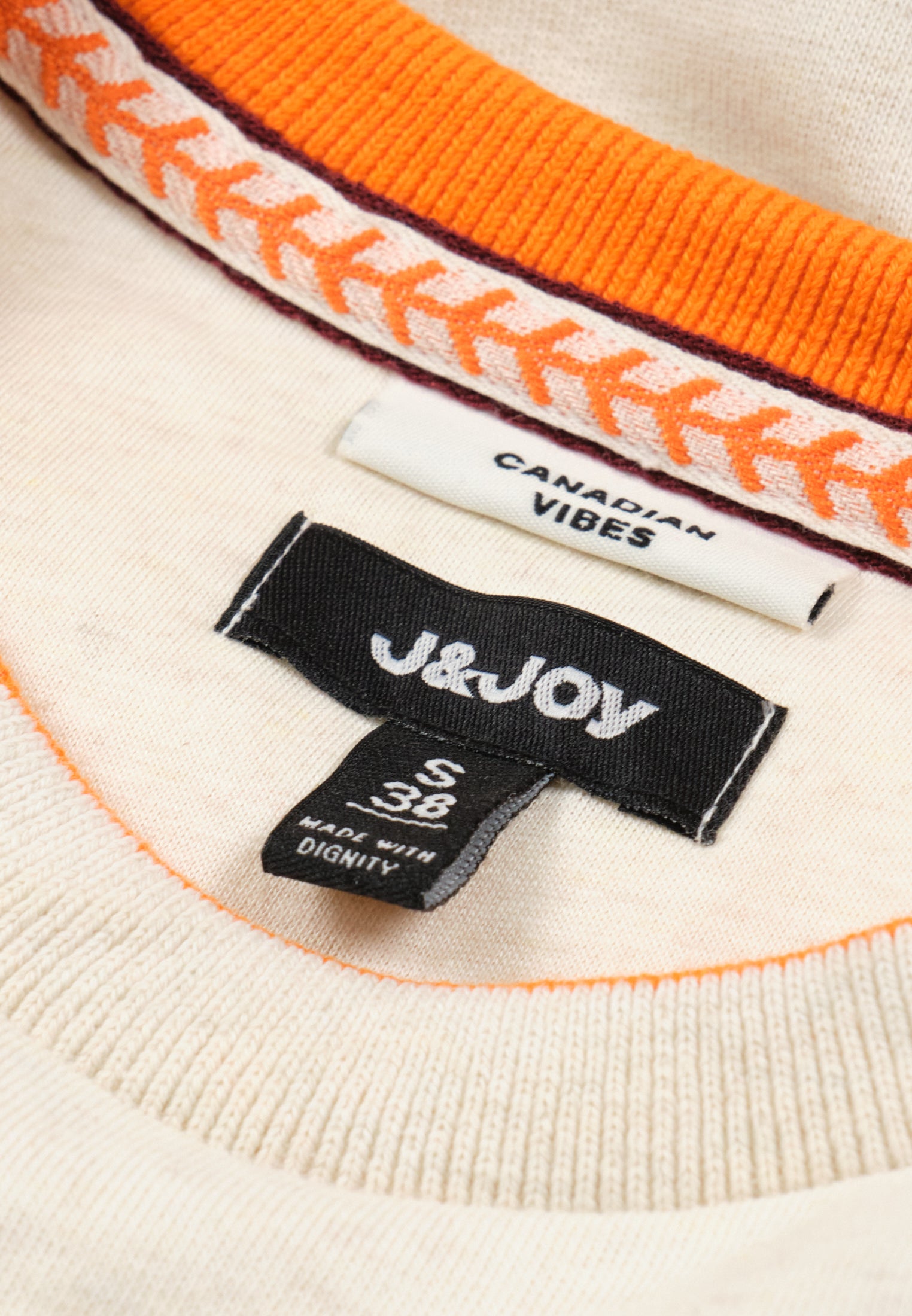 Sweatshirt Femme 06 Montréal Off White J&Joy | J&JOY.