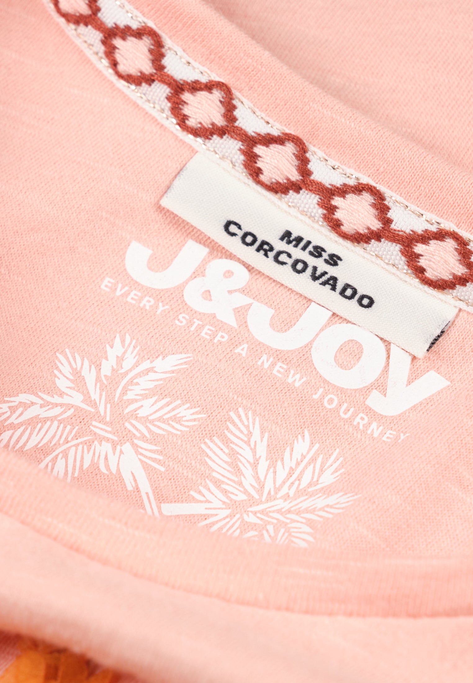 T-Shirt Fille 06 Feira Coral Cloud "J&JOY" | J&JOY.