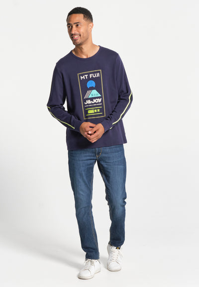 Men's long-sleeved Mount Fuji t-shirt with contrasting bands on the sleeves