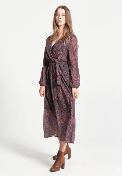 Women's dress with open collar and lined and colored print