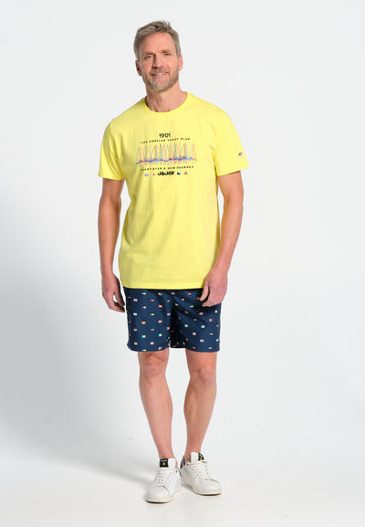 Men's short-sleeved yellow t-shirt with chest pattern