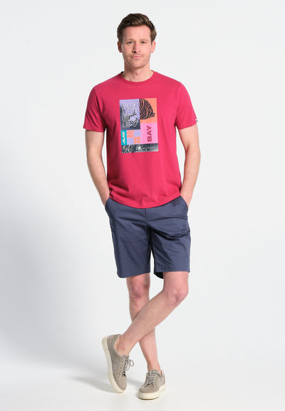 Men's fuchsia T-shirt with front pattern